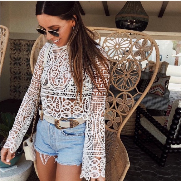 SCF Perkins Crop Top 🥂 - Picture 2 of 5